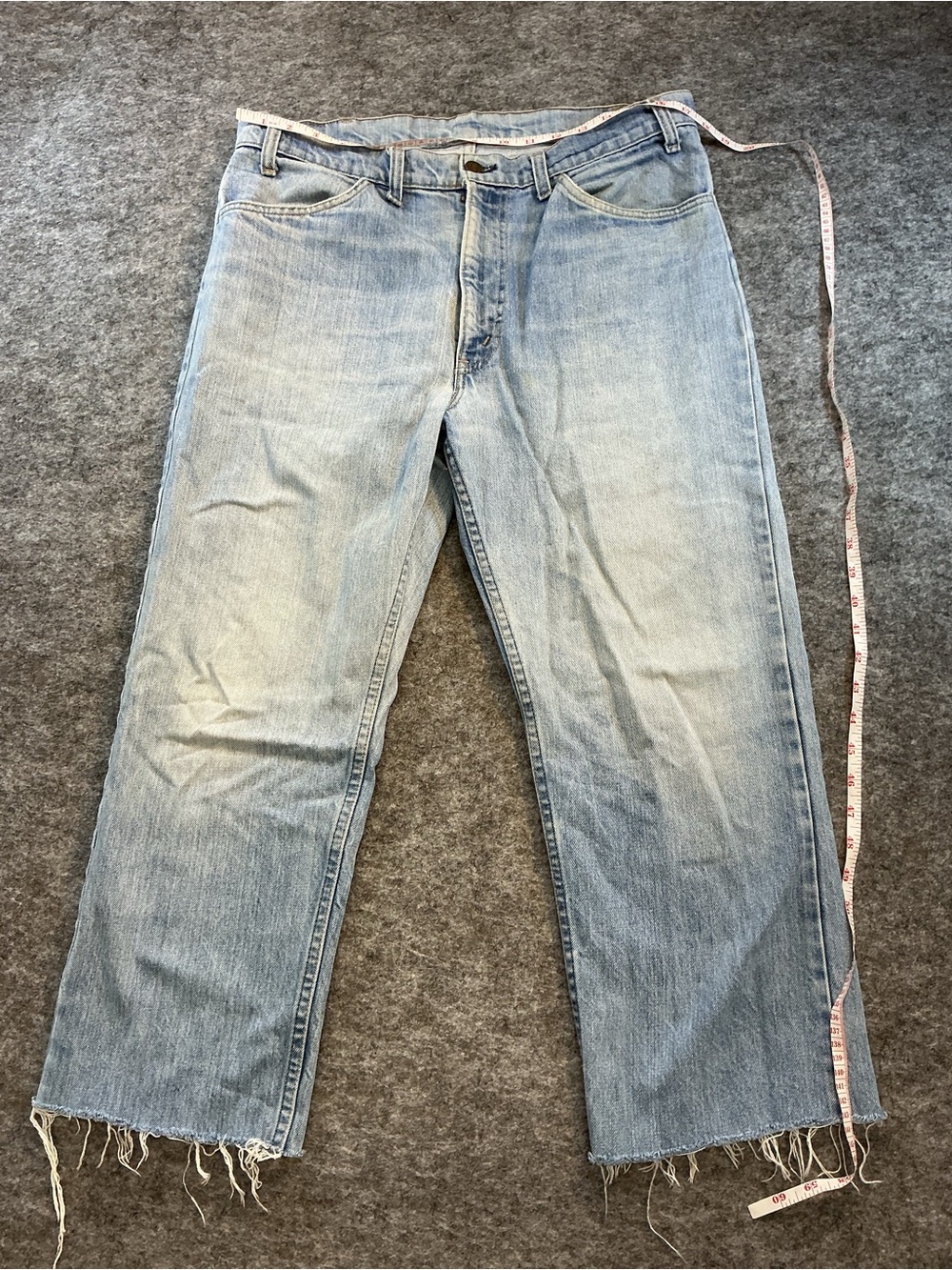 VINTAGE | 517 Levi’s Light Blue Washed Straight-Leg Jeans Size 24